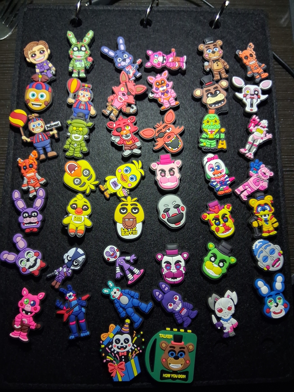 Five Nights At Freddys 42 Piece Shoe Charm Bundle